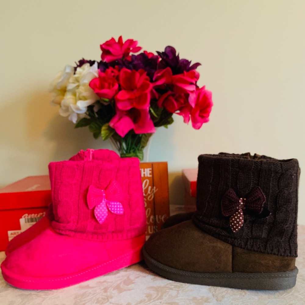 Kids winter boots 2pair/$25